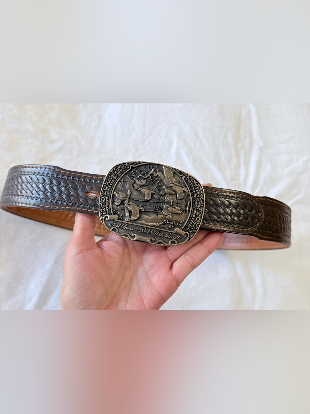 SHEPLERS | SZ 34 | Quail Wildlife Buckle M. Wayne Willis | Tooled Leather Belt